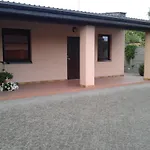 Near Old Town With Private Parking