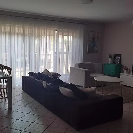 Near Old Town With Private Parking Appartement *