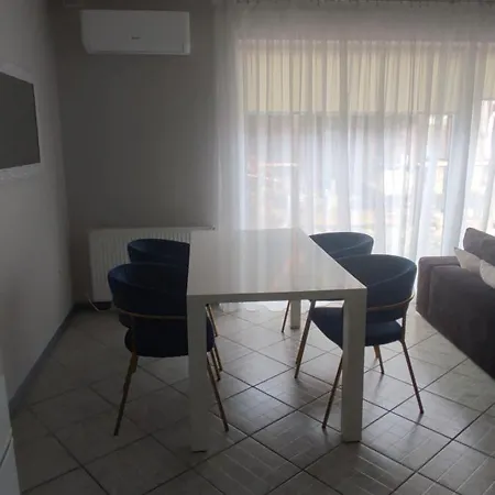 Near Old Town With Private Parking *