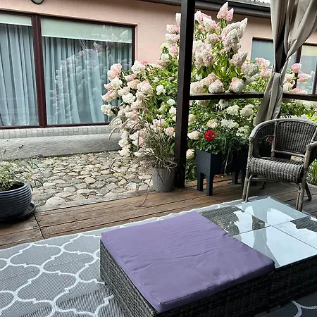 Near Old Town With Private Parking Apartmán Kaunas