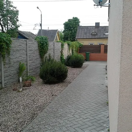 Apartment Near Old Town With Private Parking *
