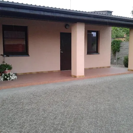 Near Old Town With Private Parking