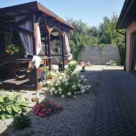 Apartment Near Old Town With Private Parking *