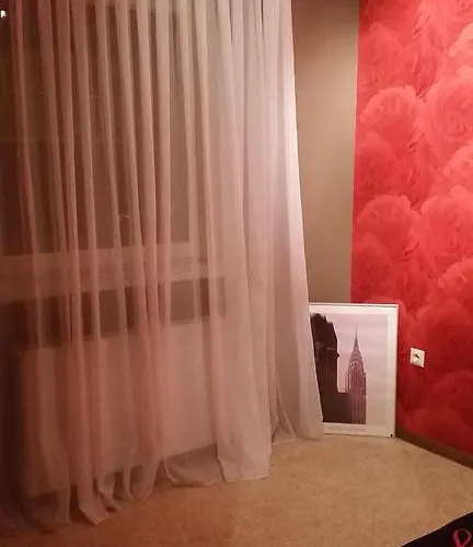 Near Old Town With Private Parking