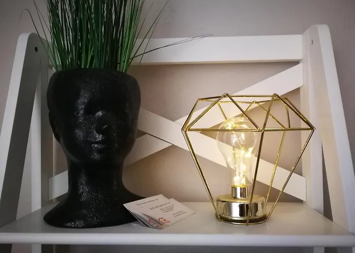 Near Old Town With Private Parking Apartment